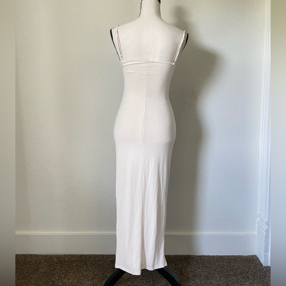 Camila Coelho Yasmeen Midi Dress in Beige XS - Picture 7 of 10